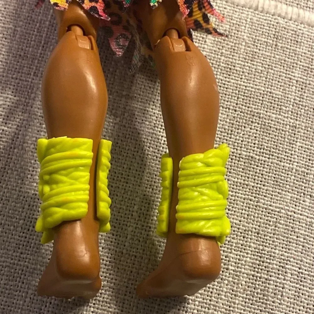 Mattel Cave Club Prehistoric Fashion Doll FERNESSA